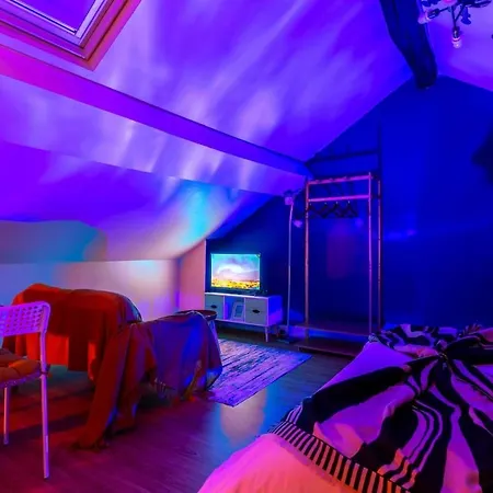 Le Nid Chromatique, Hyper Centre Apartment Palaiseau